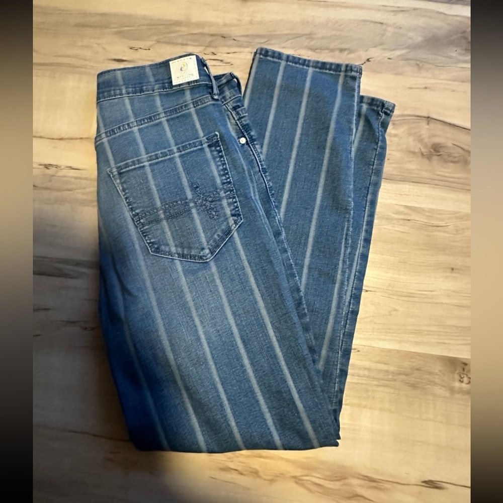 Mom Jeans